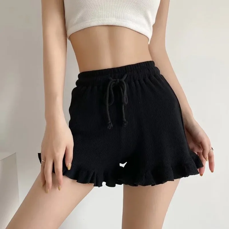 شورت نسائي صيفي من القطن المضلع بخصر مطاطي وحبل ربط وحافة مكشكشة مريح للارتداء في المنزل - الصورة 3